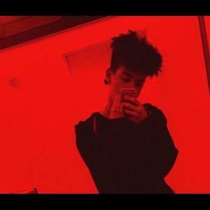 Meet your Posher, Justin